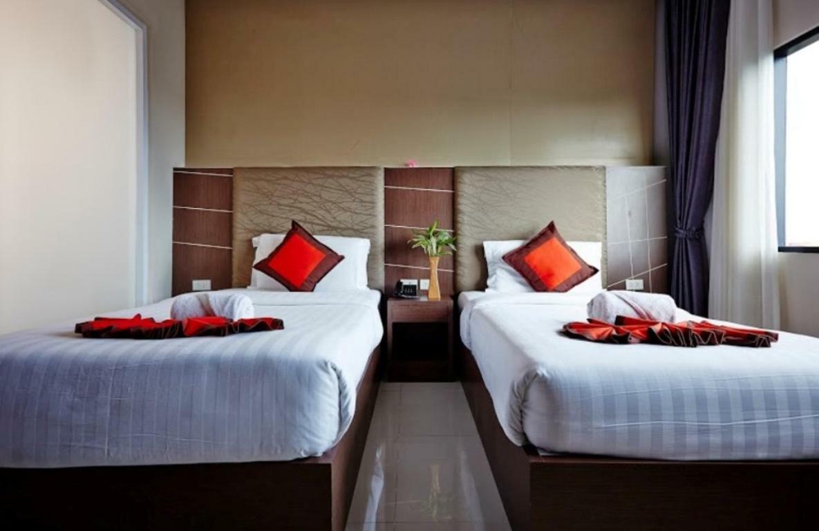 Ease Jomtien Hotel Exterior foto
