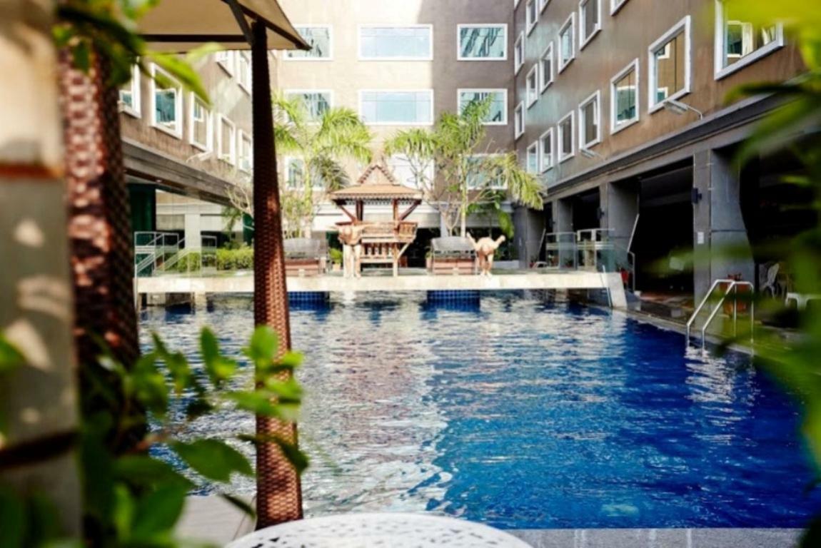 Ease Jomtien Hotel Exterior foto